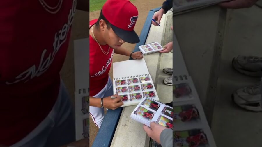 No WAY he autographed ALL these baseball cards… 😂 #shorts