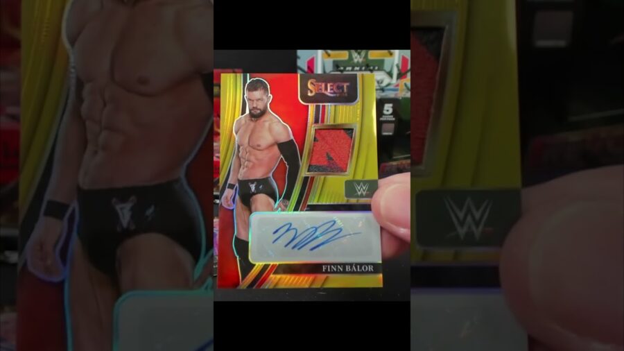 2023 Panini Select WWE Finn Balor Auto Memorabilia Gold! #wwe #moneyinthebank #sportscards #shorts