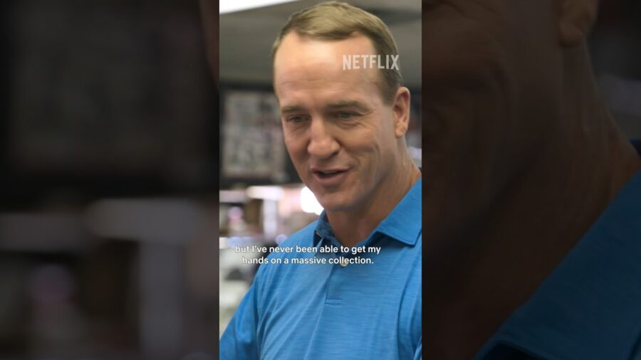 Peyton had to ask Ken Goldin about his NFL rookie cards. | #shorts #goldintouch #sportsmemorabilia