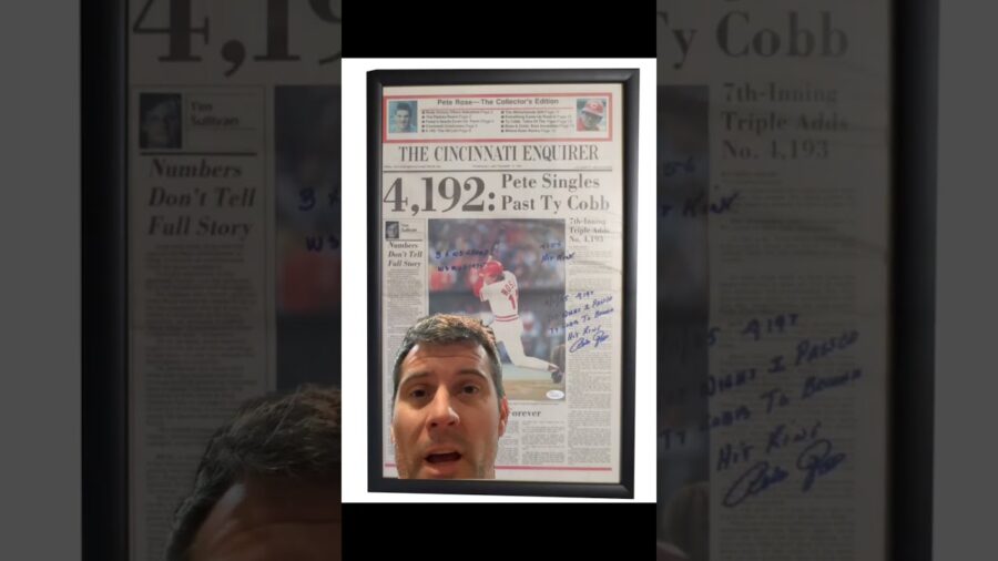 The 1 item you almost never see at Autograph Signings #autograph #memorabilia #newspaper