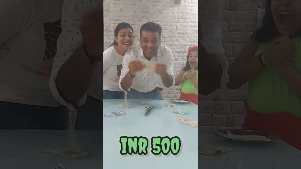 Who Will Win Spin Challenge #short #shorts #growwithshanaya #youtubeshorts #shortvideo #ytshorts
